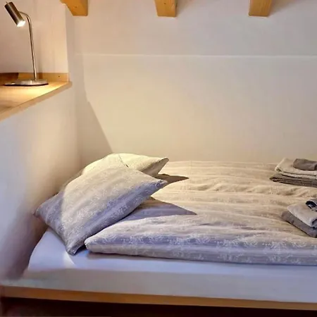 Apartment Haus Orta